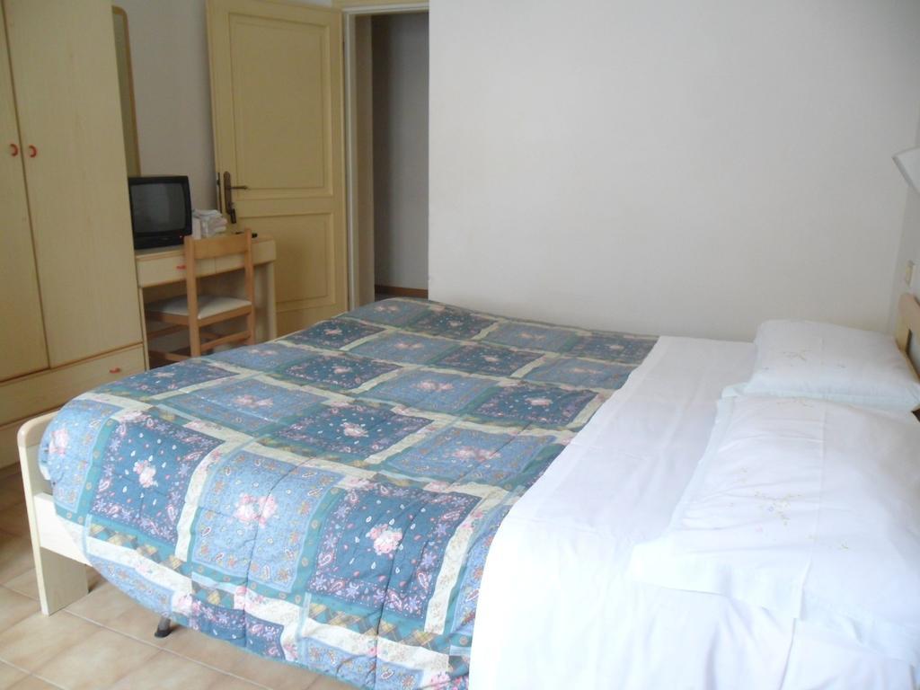 Albergo Giardino Badia Prataglia Phòng bức ảnh